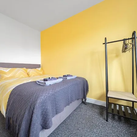 From - For Contractors Apartment