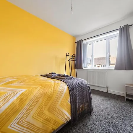 Apartman From - For Contractors Bradford