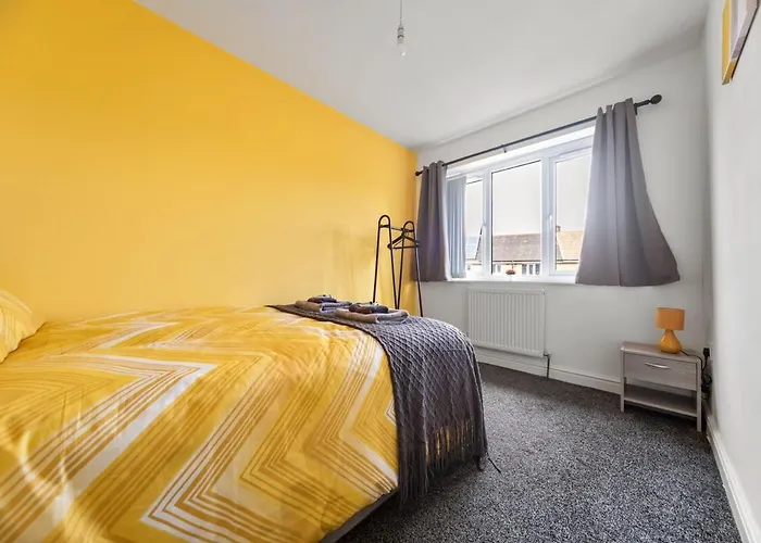 Apartman From - For Contractors Bradford